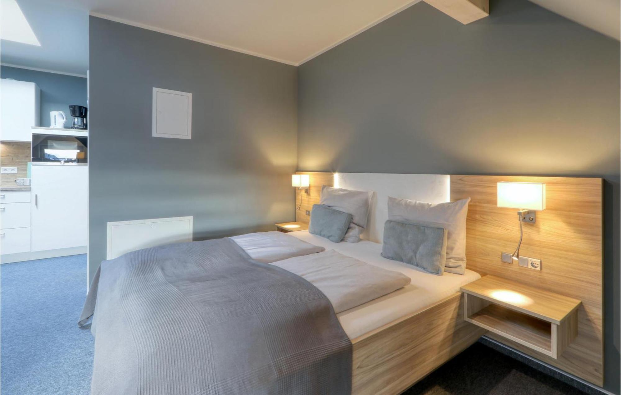 Amazing Apartment In Dagebuell With Kitchenette Exteriör bild